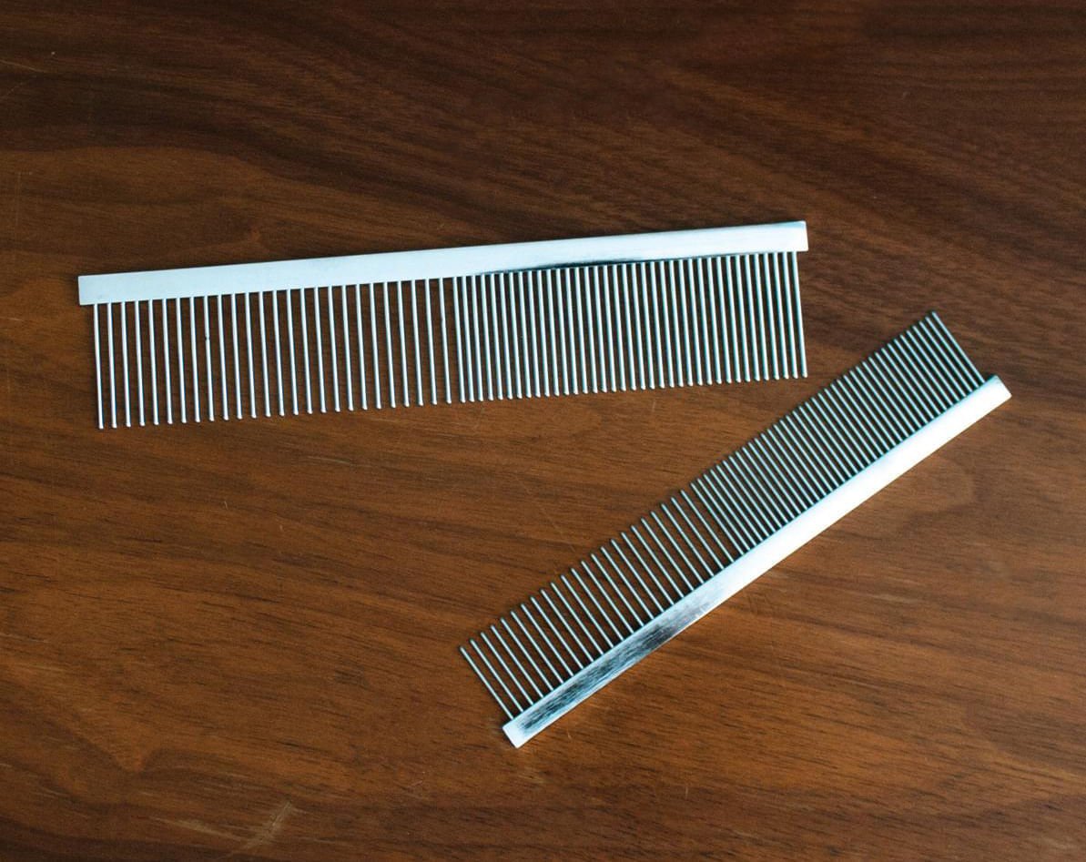 Flat Back Pet Grooming Comb Dog Cat Hair Detangling Tool
